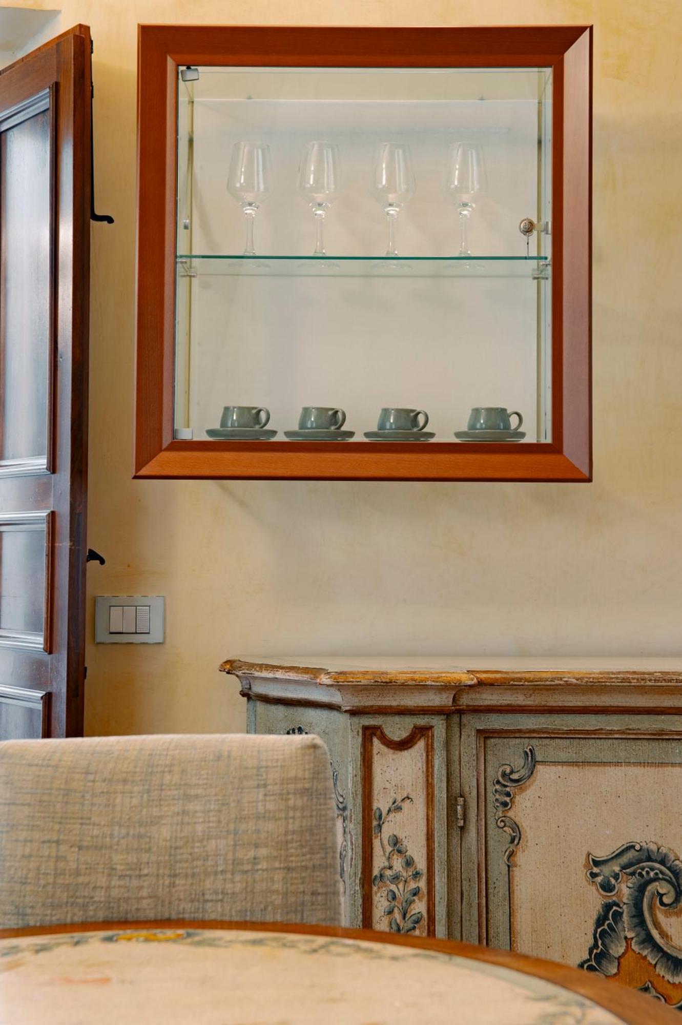 Urbino Apartments - Palazzo Paltroni Studio ภายนอก รูปภาพ