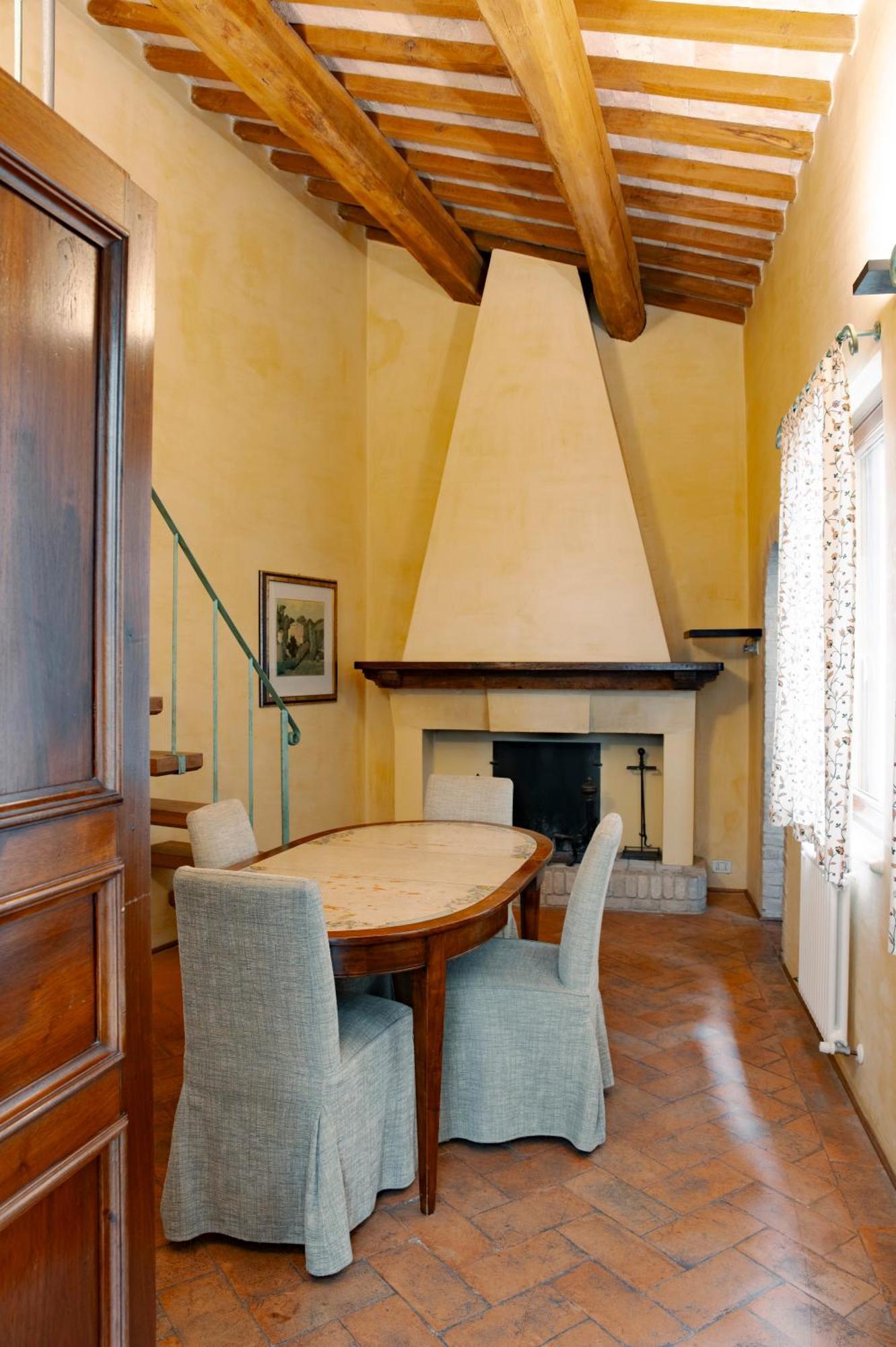 Urbino Apartments - Palazzo Paltroni Studio ภายนอก รูปภาพ