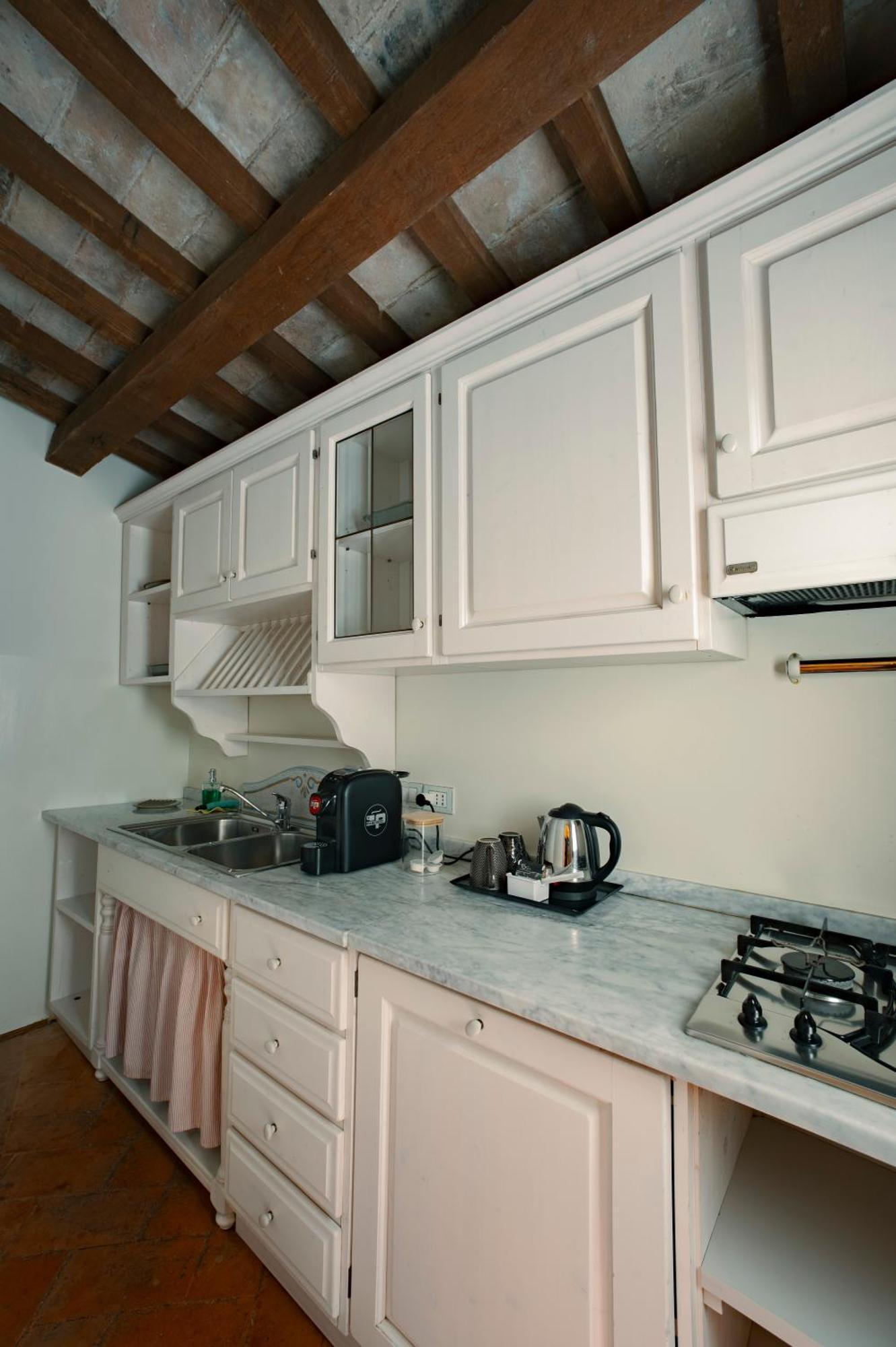Urbino Apartments - Palazzo Paltroni Studio ภายนอก รูปภาพ